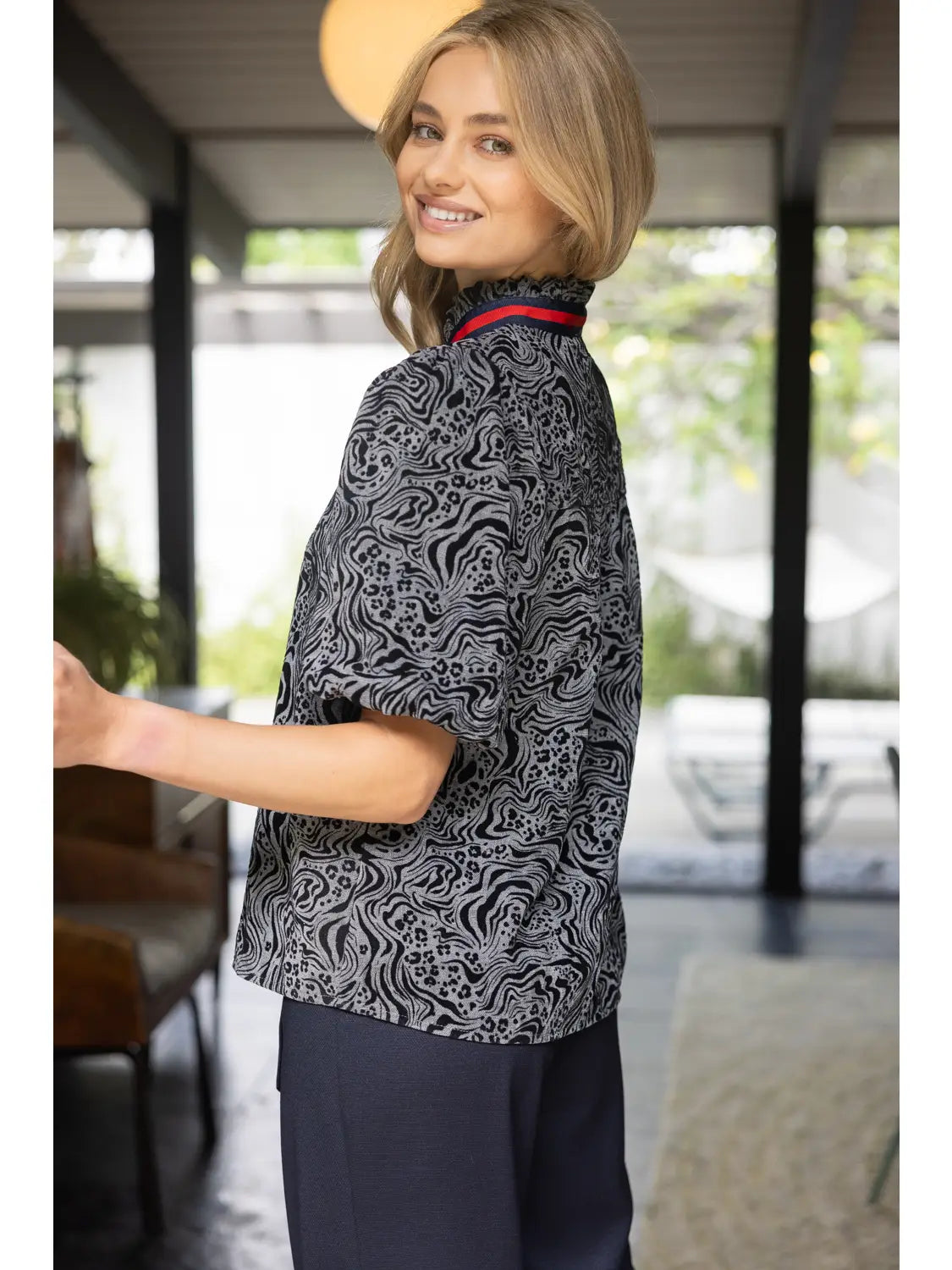 Stripe Trim Detailed V-Neck Animal Printed Top