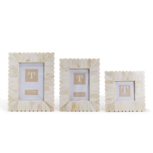 Scalloped Edge Photo Frame 4x6