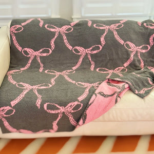 Bow Scalloped Coziest Blanket-Gray and Pink