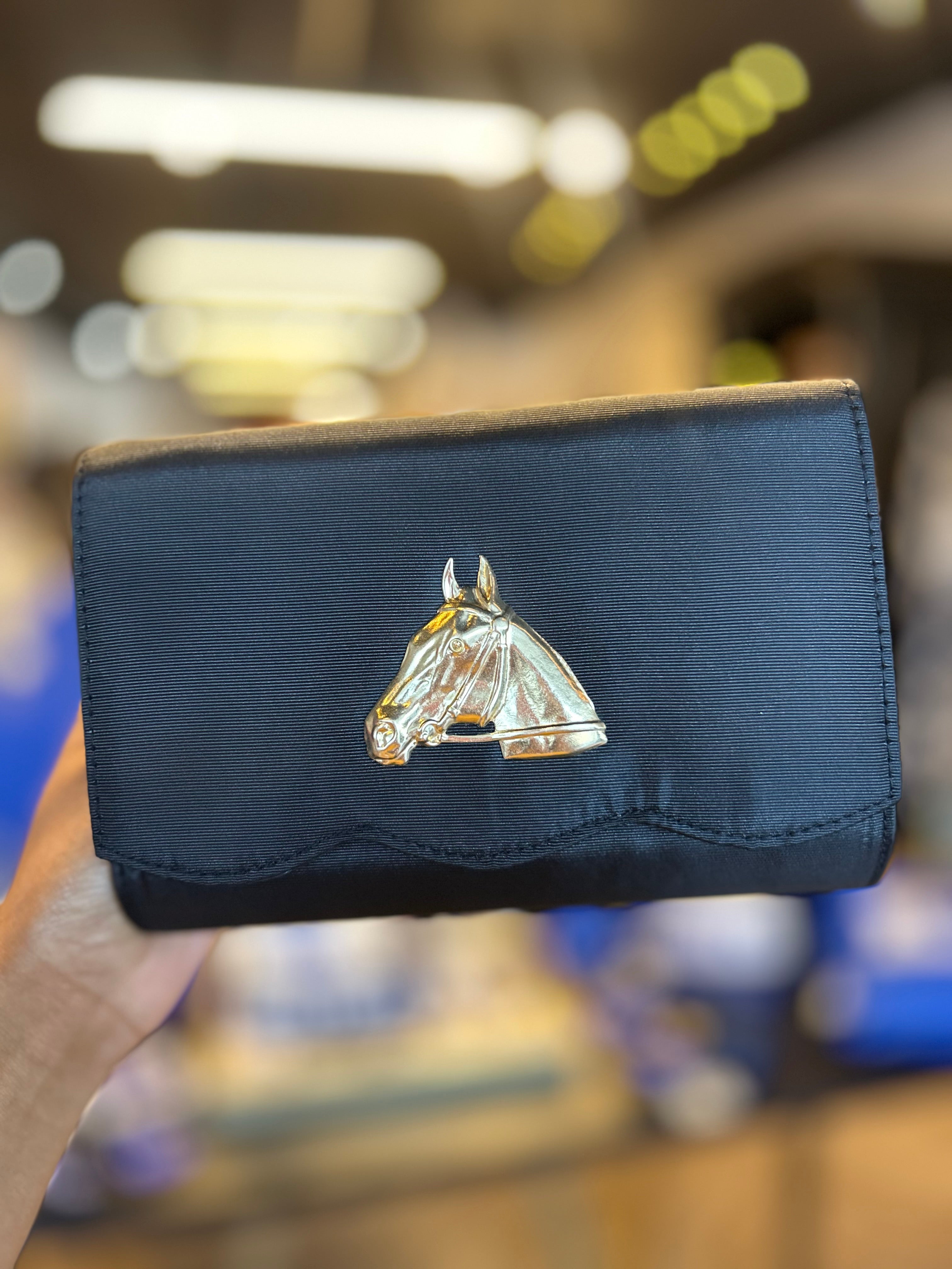 Black Scallop Ruby Clutch - Horsehead