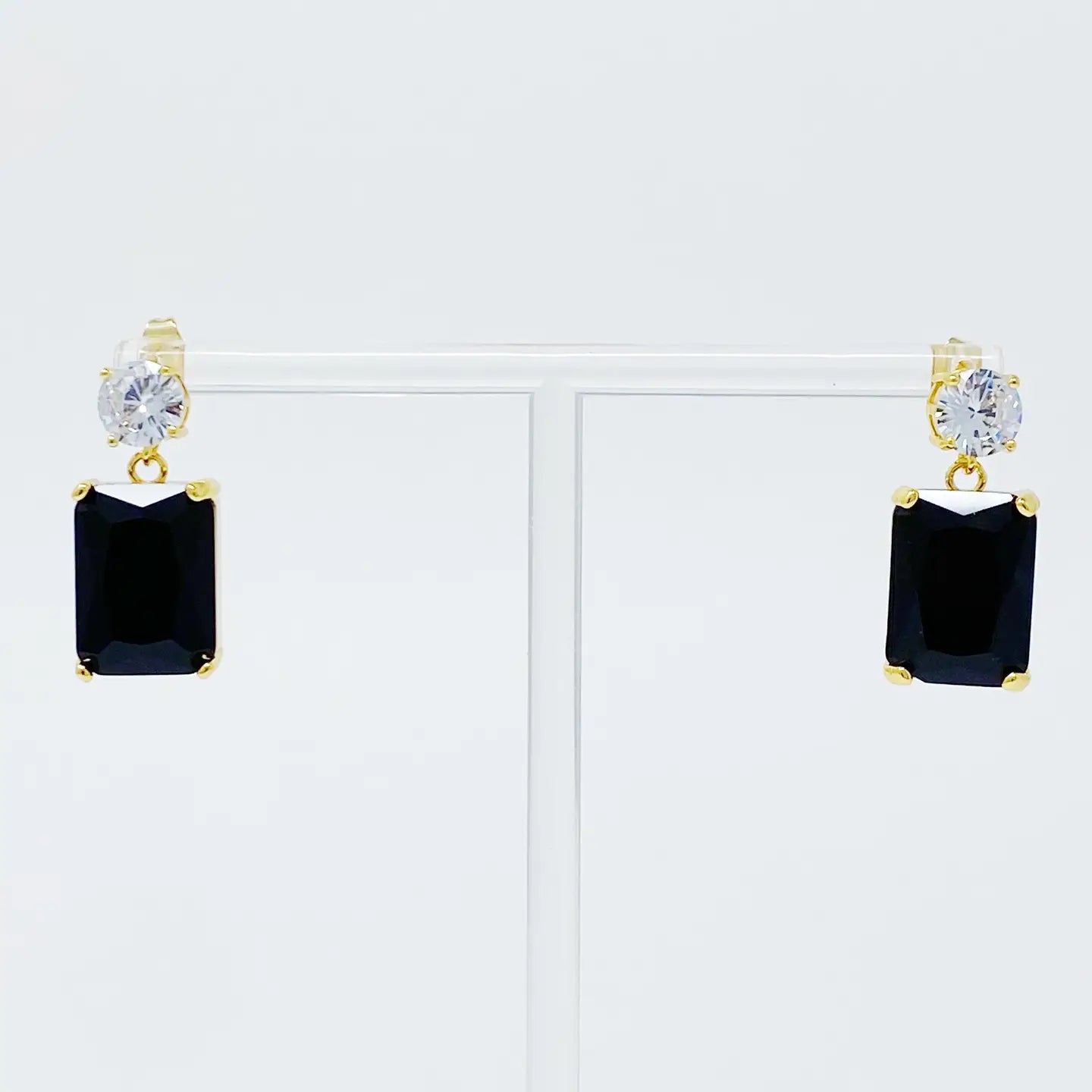 Banquet in Castle Jewel Earrings - Black