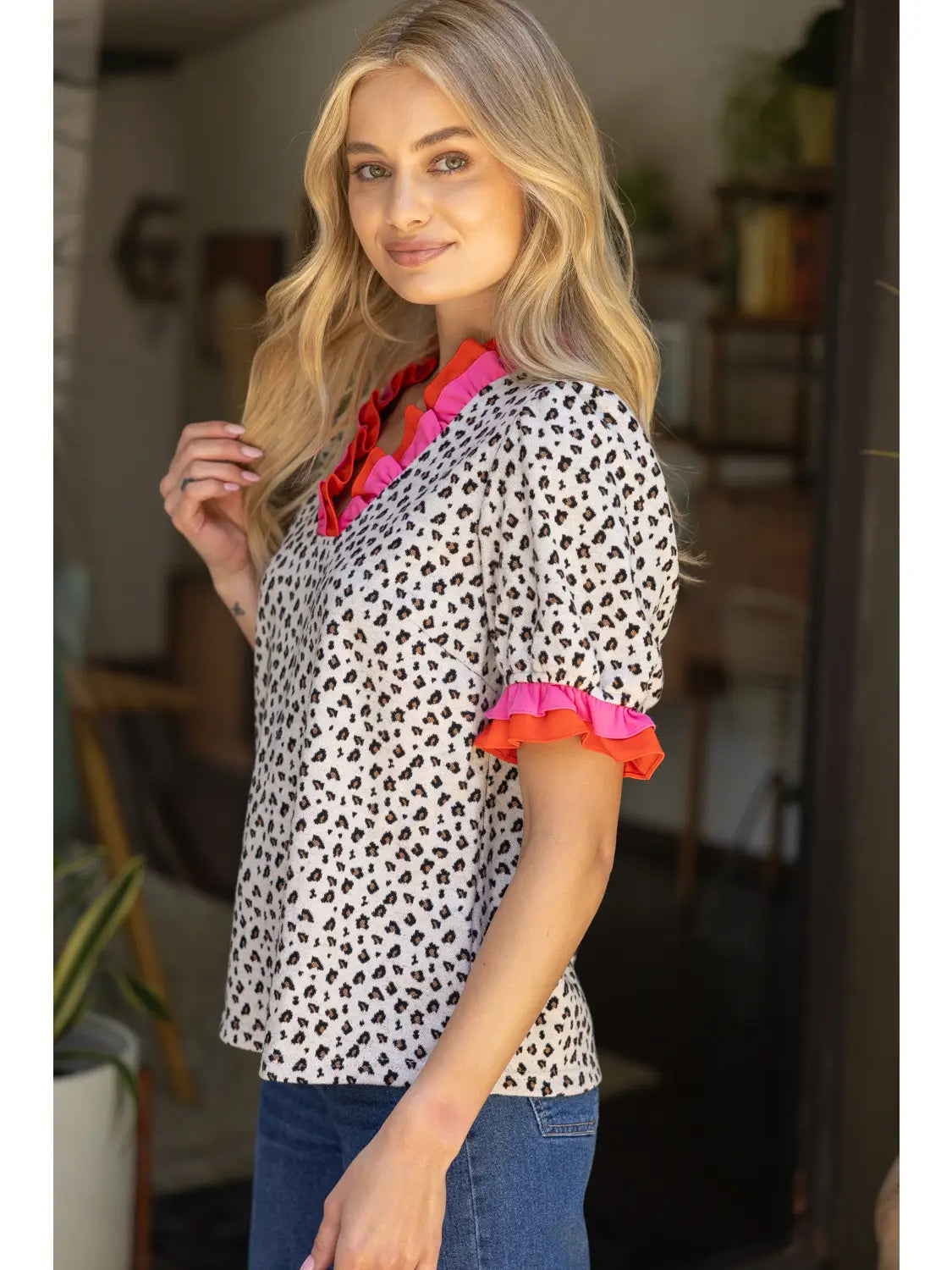 Double Contrast Ruffle Detailed Animal Printed Knit Top-Multi