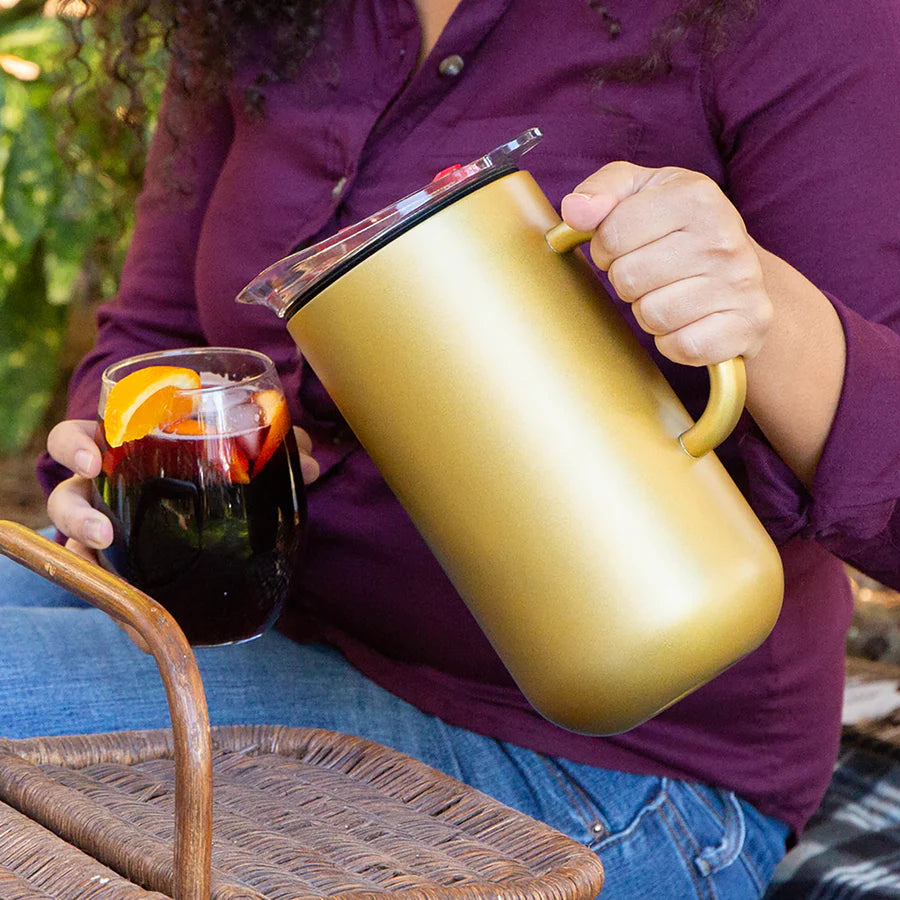 served Vacuum-Insulated Pitcher (2L)