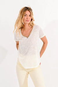 V-NECK TEE