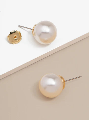 Chunky Pearl Stud Earring